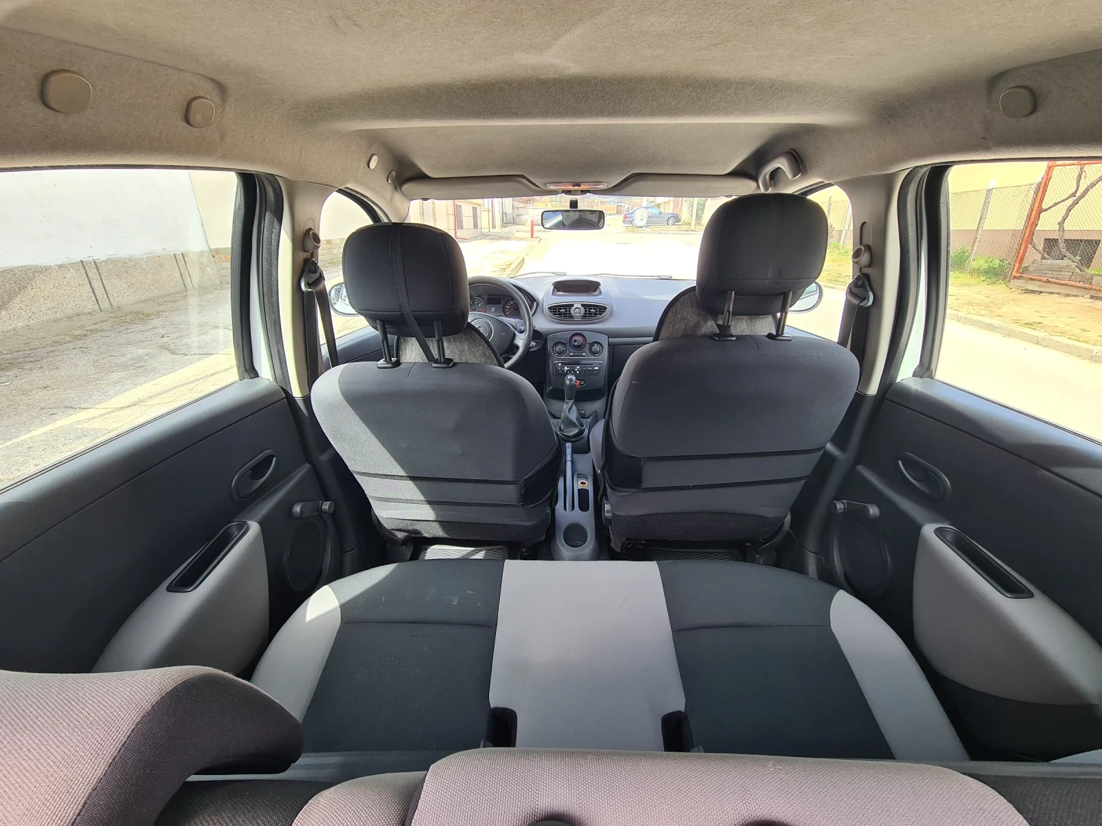 Renault Clio, снимка 7 - Автомобили и джипове - 54039514