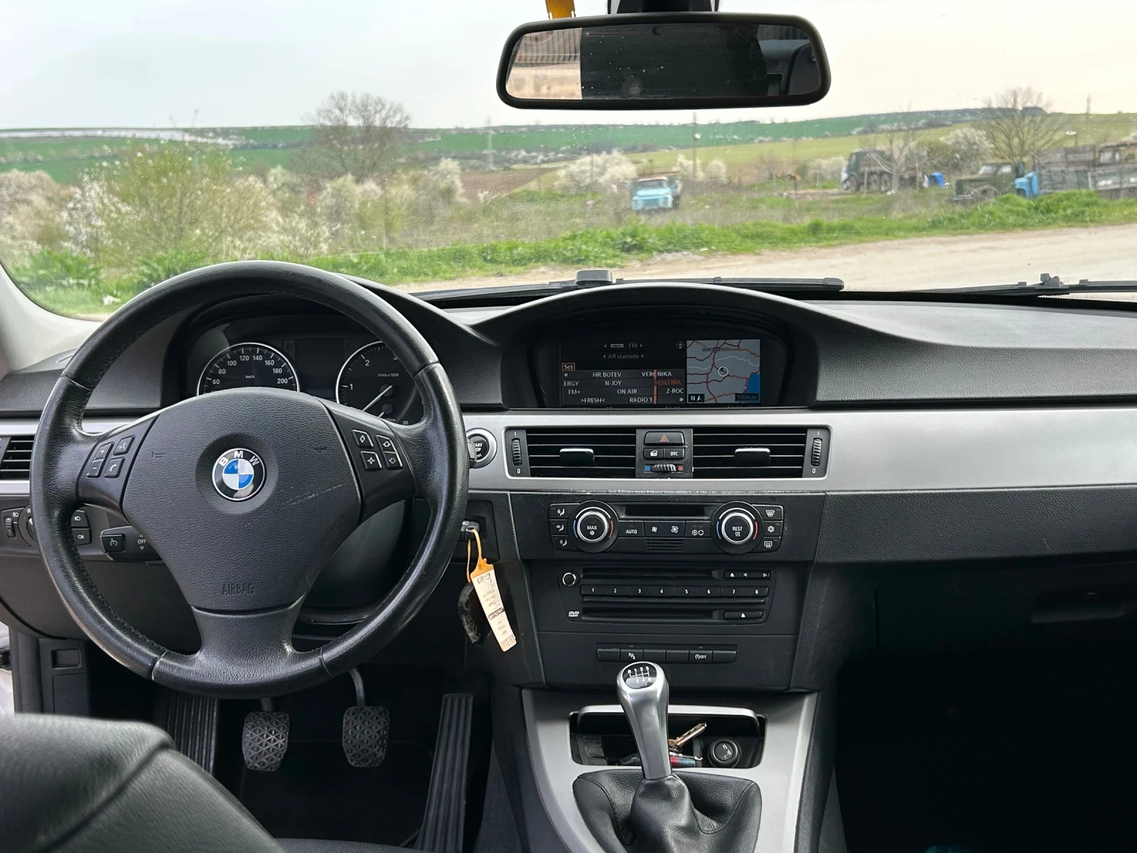 BMW 320, снимка 7 - Автомобили и джипове - 54184573