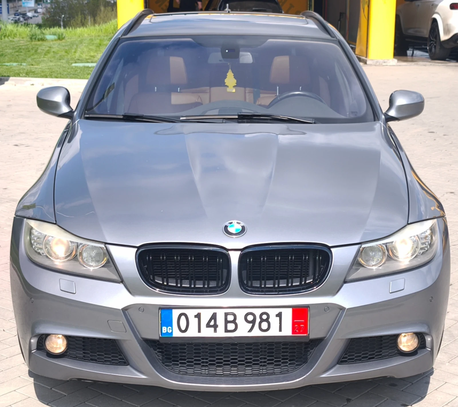 BMW 330 d xDrive 245 ПЪЛЕН М ПАКЕТ ОБСЛУЖЕН ГАРАНЦИЯ 