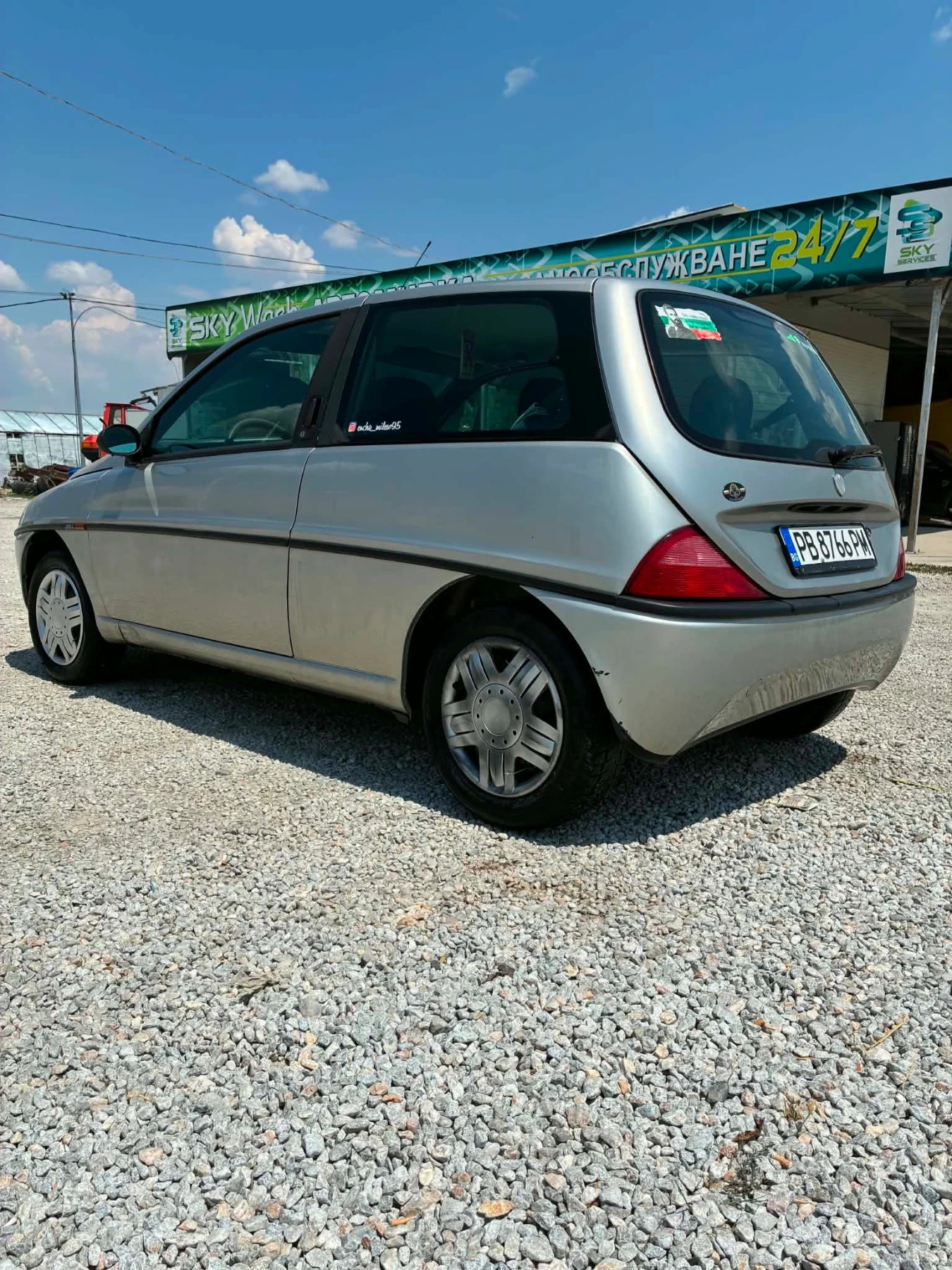 Lancia Ypsilon