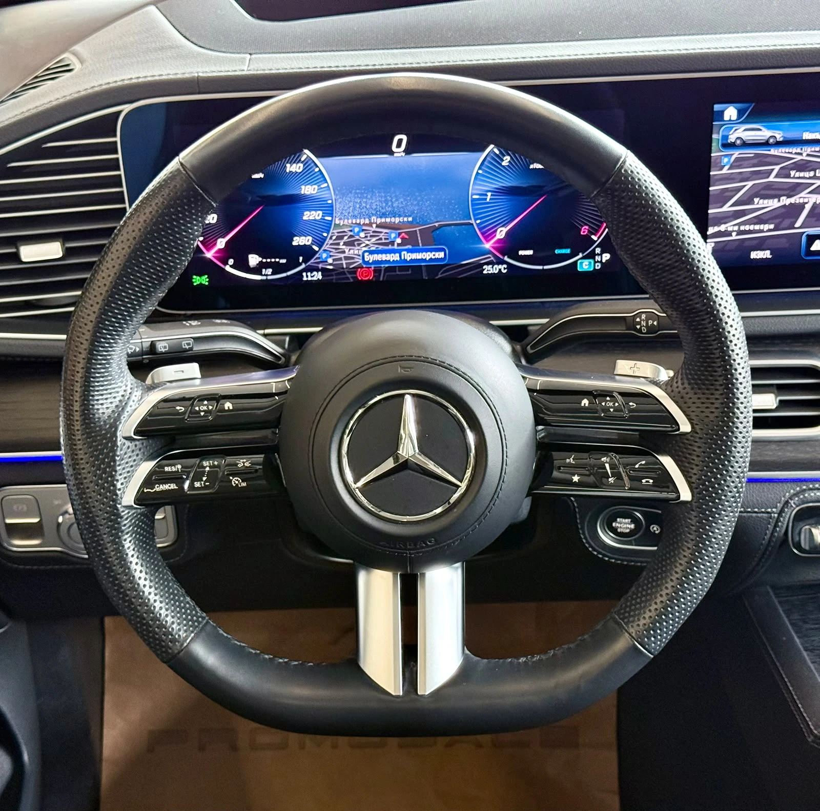 Mercedes-Benz GLE 450 AMG* Full* 4M* Burmester* Pano* Обдух* Лизинг, снимка 10 - Автомобили и джипове - 54881021