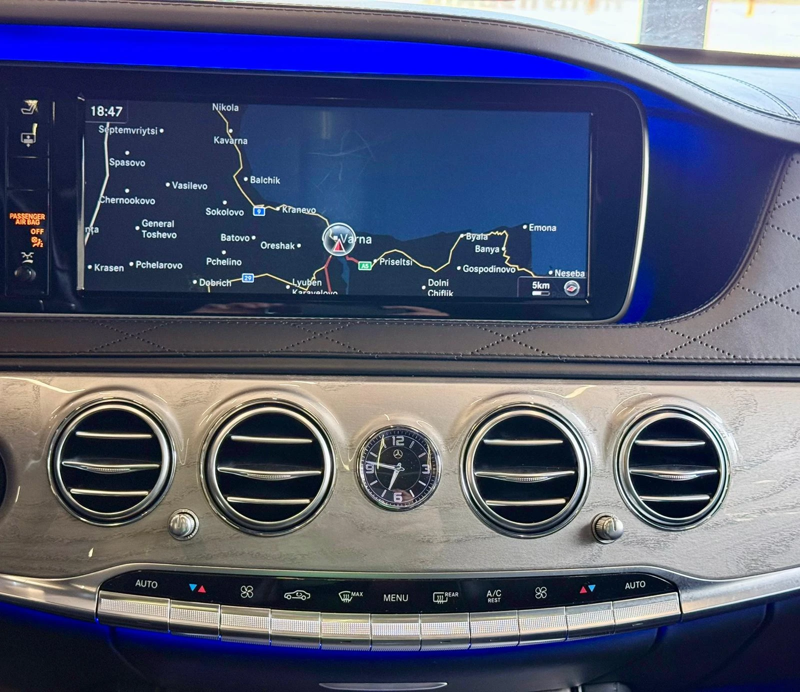 Mercedes-Benz S 350 AMG* 4M* Full* Обдух* TV* Pano* Burmester* Лизинг, снимка 11 - Автомобили и джипове - 54947036