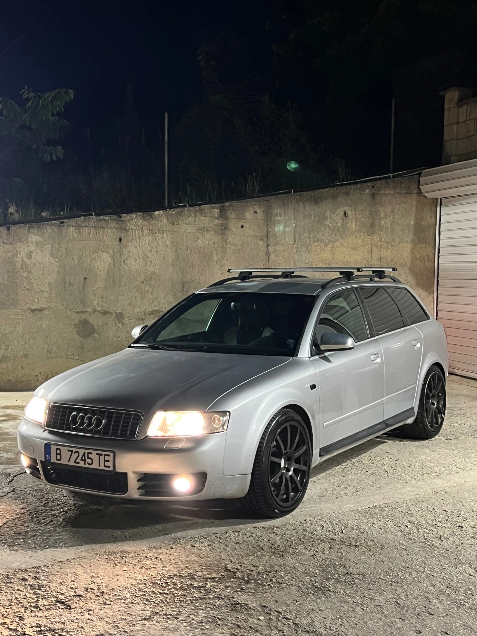 Audi S4 B6 РЪЧКА СМЕНЕНИ ВЕРИГИ!, снимка 3 - Автомобили и джипове - 55168233