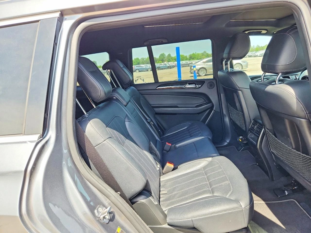Mercedes-Benz GLS 450 3.0l 4Matic, снимка 11 - Автомобили и джипове - 55465527
