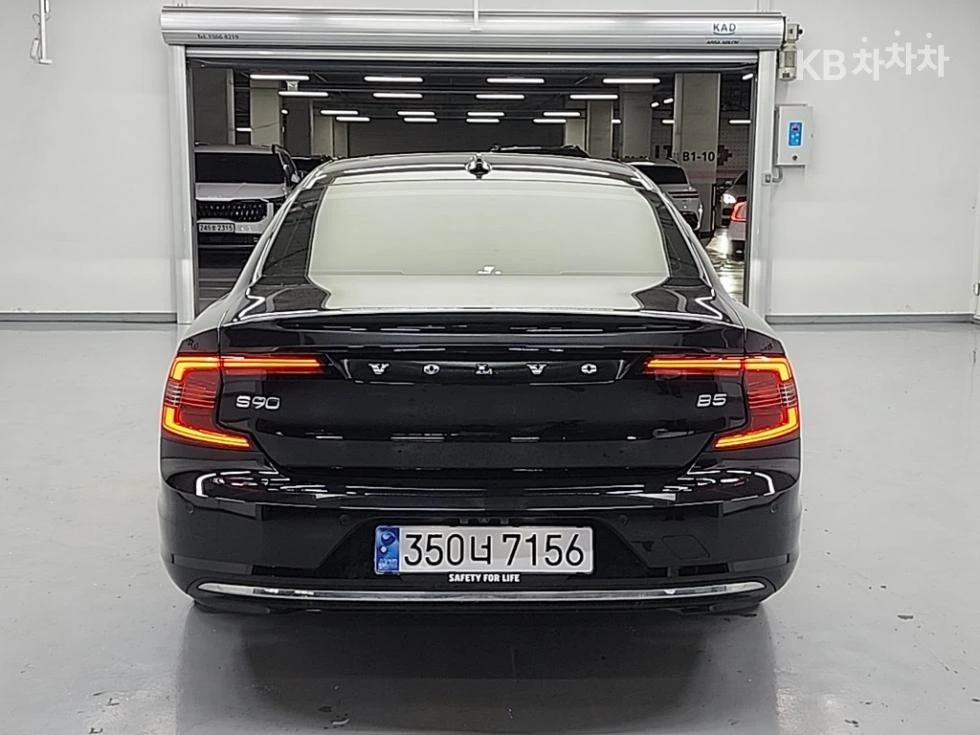 Volvo S90 B5 ULTIMATE HEAD UP/PANORAMA/CAM/FULL, снимка 4 - Автомобили и джипове - 55479246