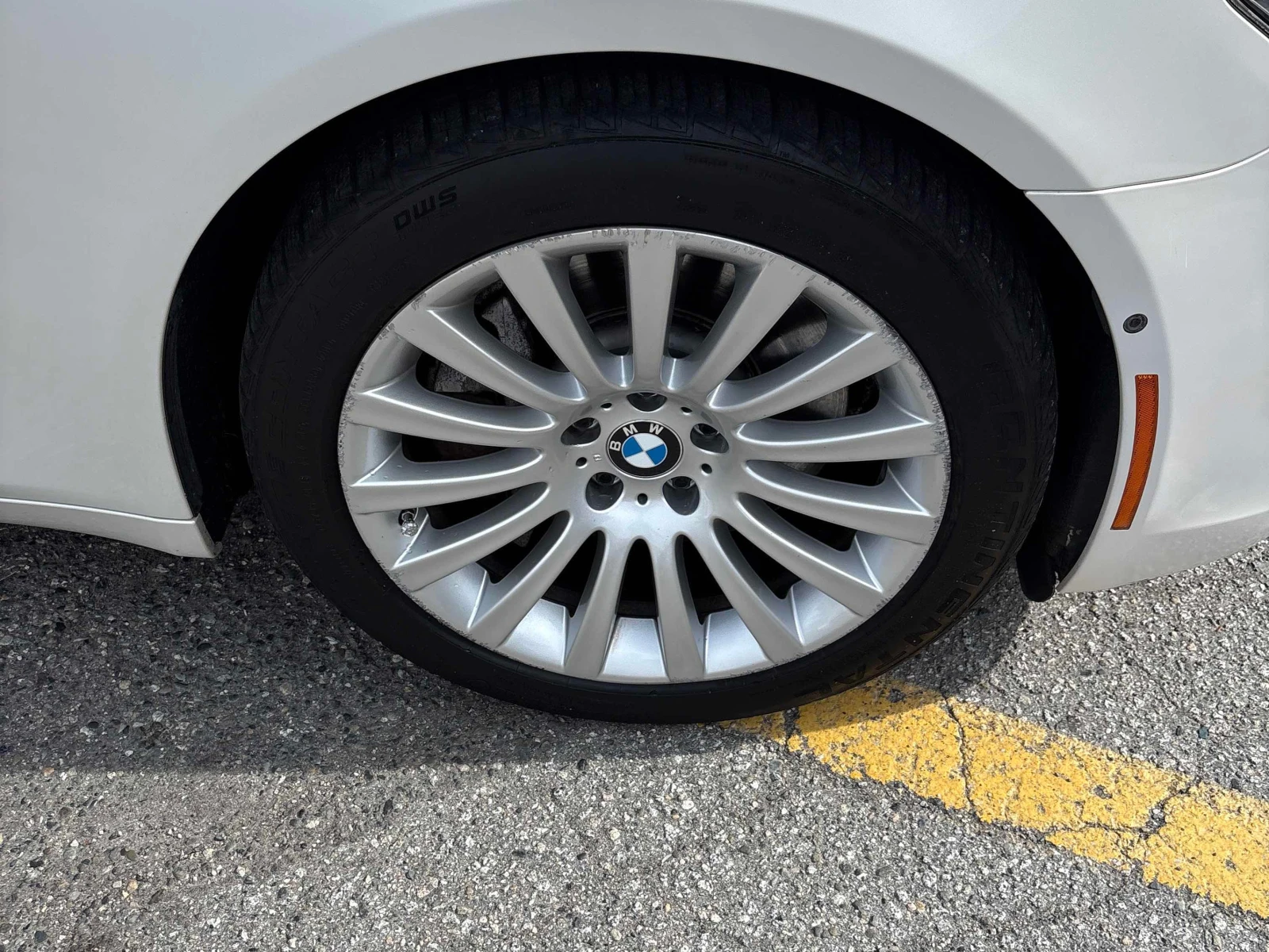 BMW 750 * 750LI* CARFAX* АВТОКРЕДИТ БЕЗ ПЪРВОНАЧАЛНА ВНОСК, снимка 12 - Автомобили и джипове - 55832651