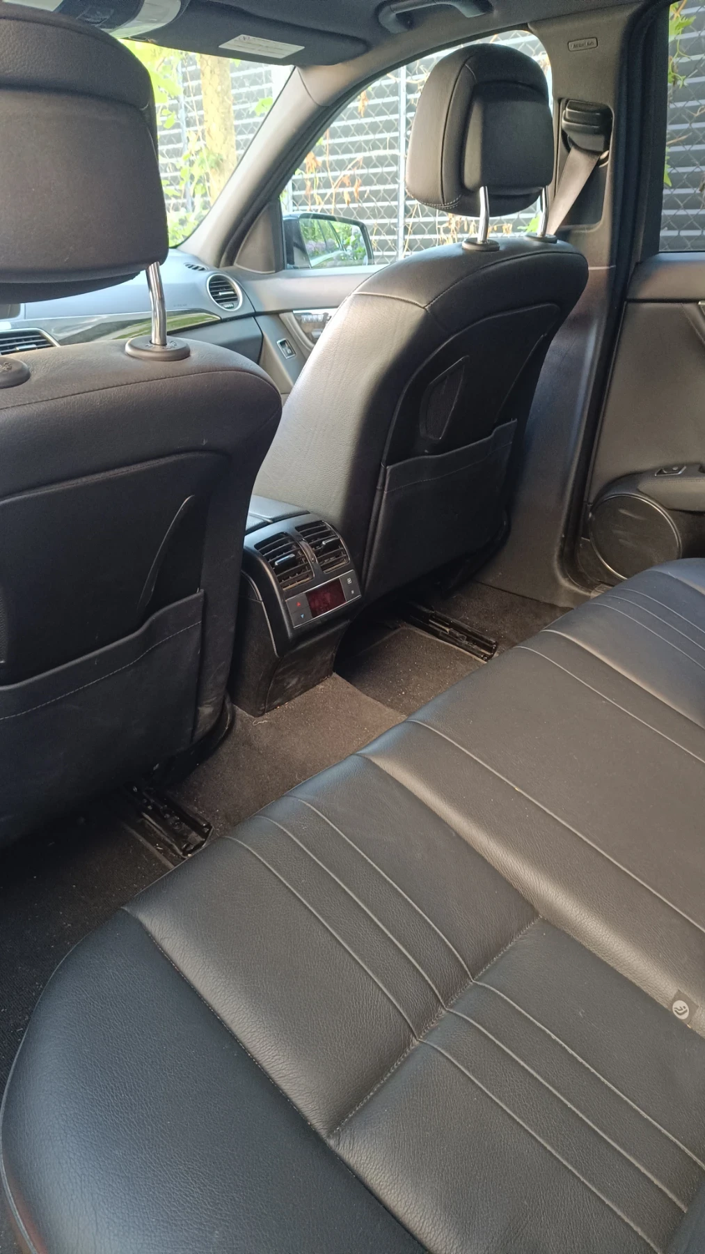 Mercedes-Benz C 350, снимка 10 - Автомобили и джипове - 55838197
