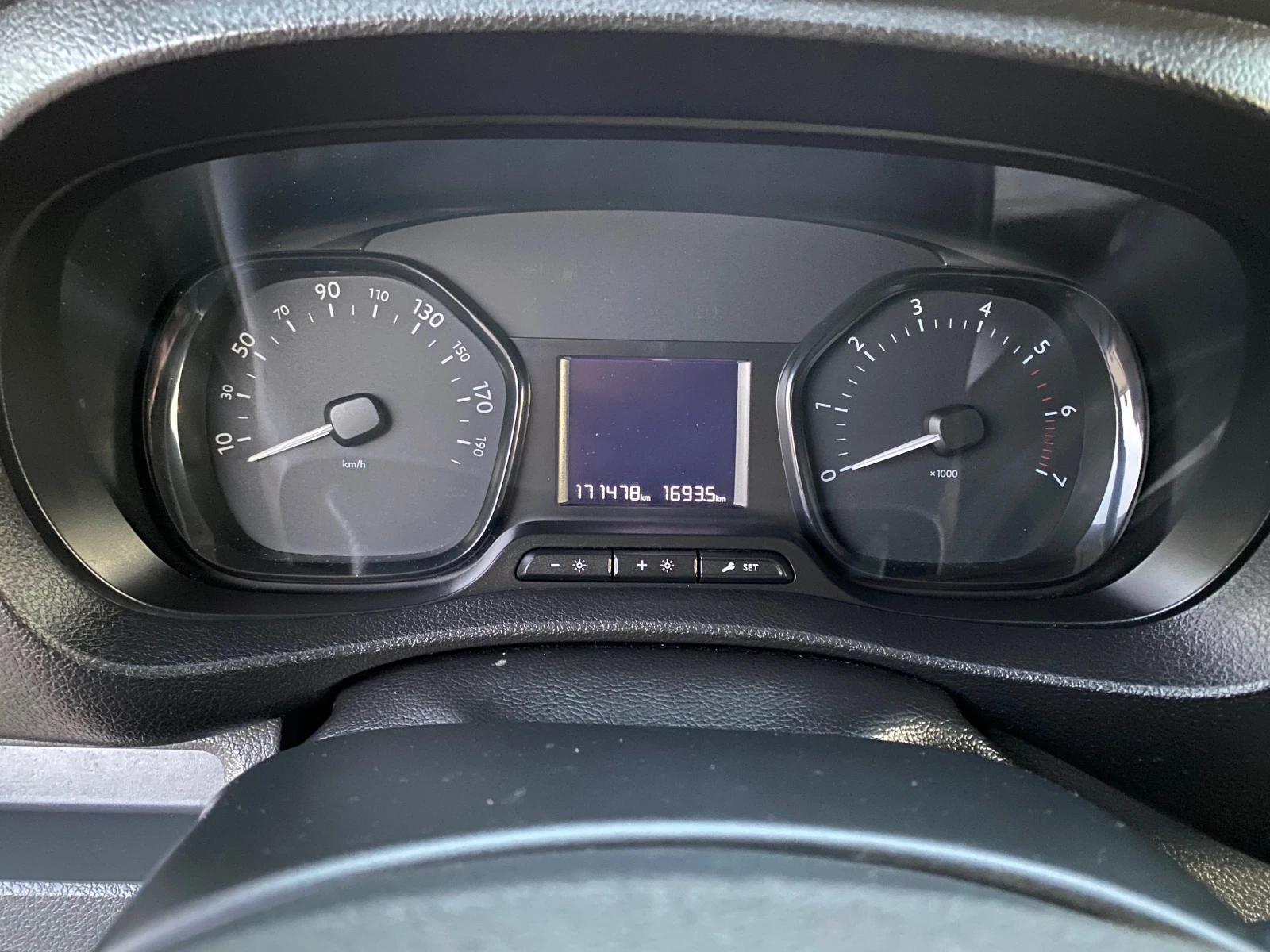 Peugeot Expert -2.0HDI-122k.c./-2020г./MAXI, снимка 10 - Автомобили и джипове - 55890599