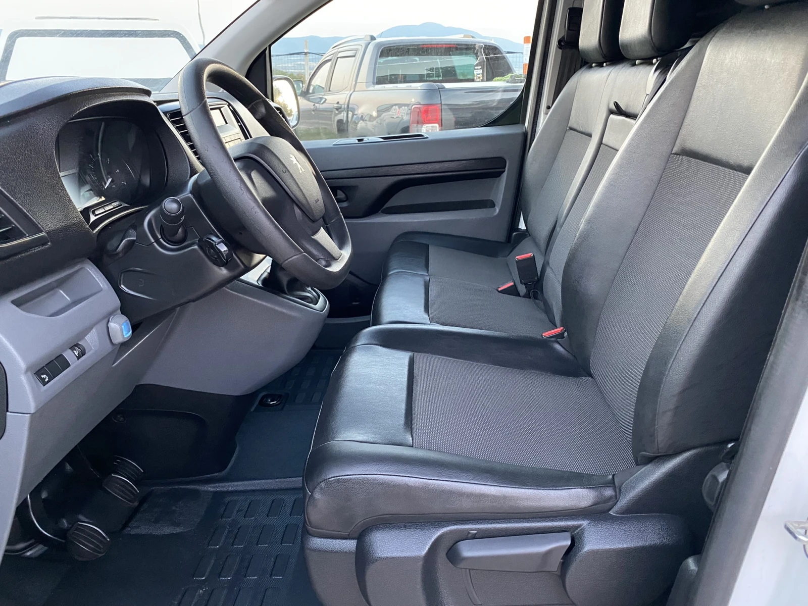 Peugeot Expert -2.0HDI-122k.c./-2020г./MAXI, снимка 8 - Автомобили и джипове - 55890599
