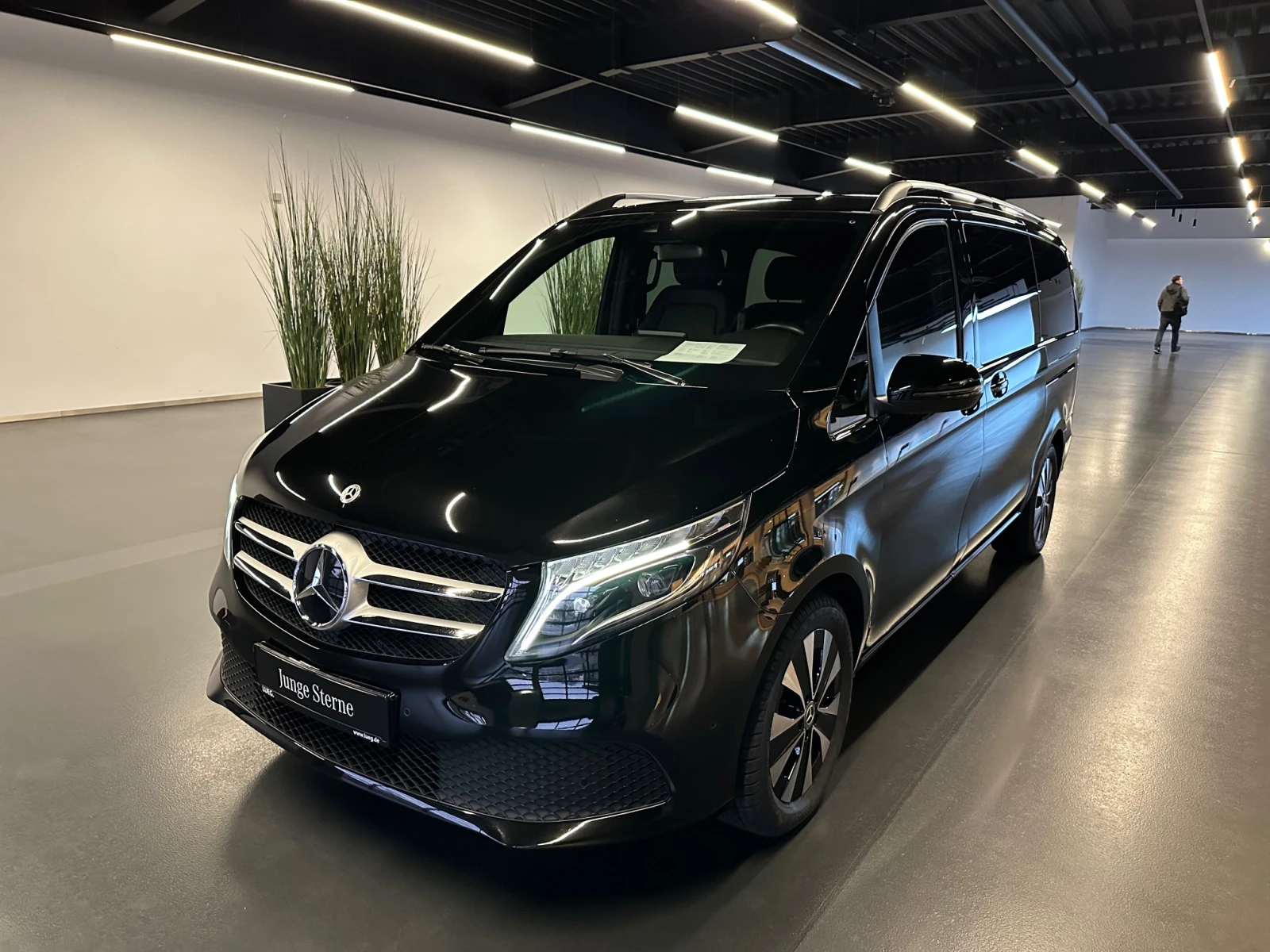 Mercedes-Benz V 300 V250