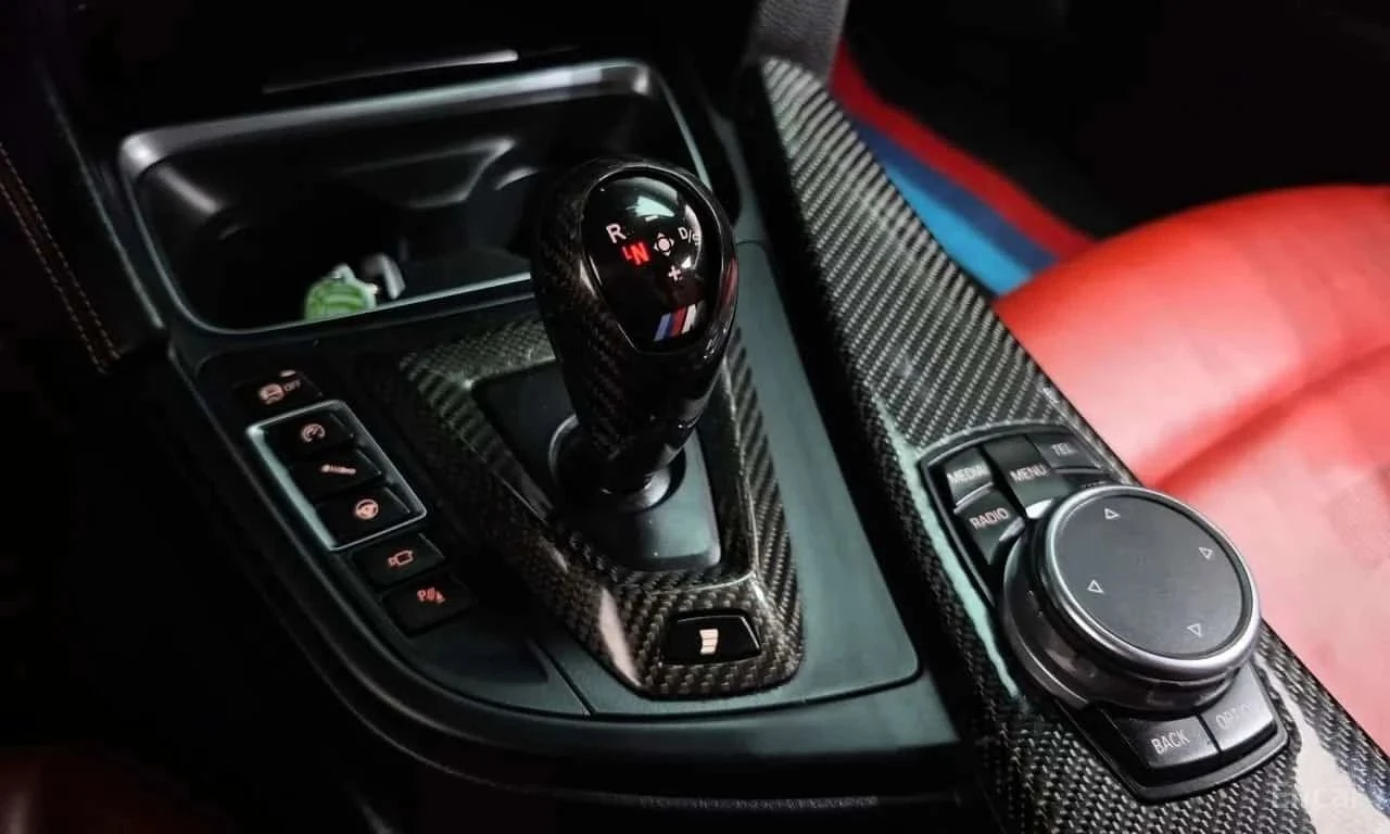 BMW M4, снимка 9 - Автомобили и джипове - 56726478