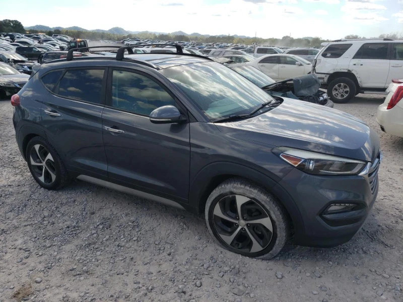 Hyundai Tucson VALUE  , снимка 4 - Автомобили и джипове - 48015181