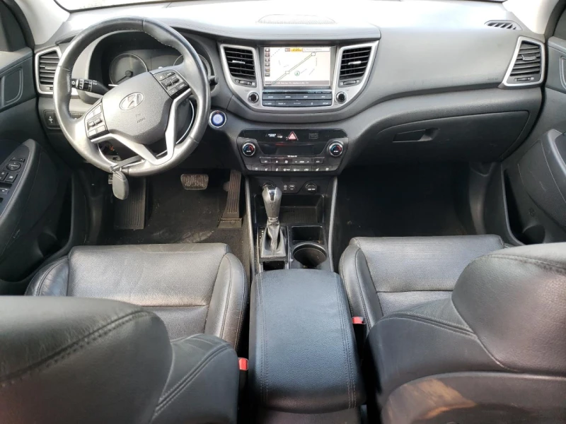 Hyundai Tucson VALUE  , снимка 8 - Автомобили и джипове - 48015181