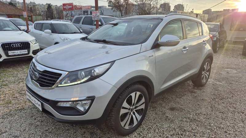 Kia Sportage 2.0CRDI 4X4 НАВИ КАПАРИРАН , снимка 2 - Автомобили и джипове - 48540477