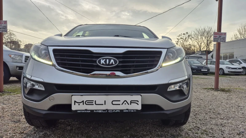 Kia Sportage 2.0CRDI 4X4 НАВИ КАПАРИРАН , снимка 3 - Автомобили и джипове - 48540477