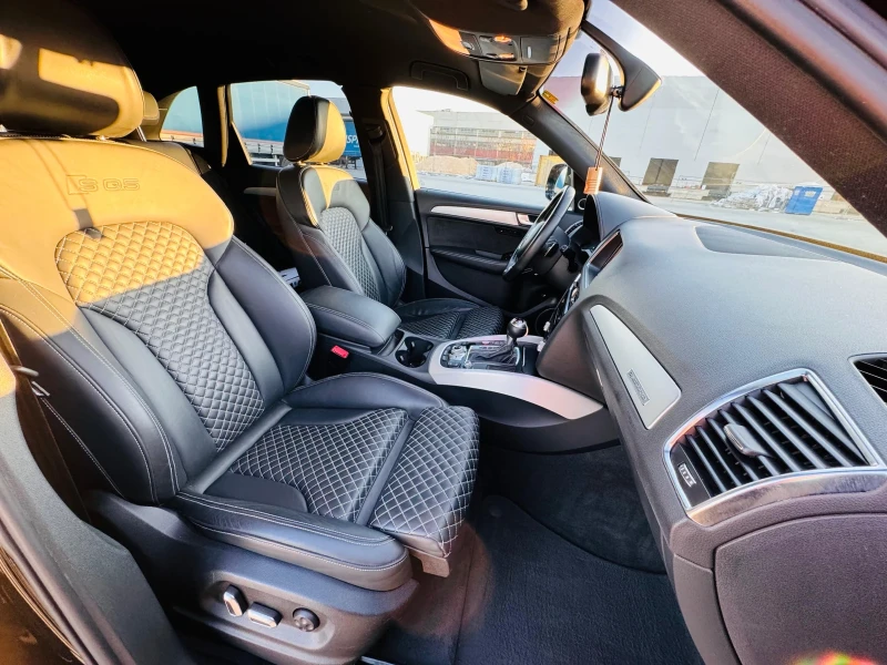 Audi SQ5 Competition Plus 380кс 1 собст 21 B&O ShadowLine, снимка 11 - Автомобили и джипове - 52788645