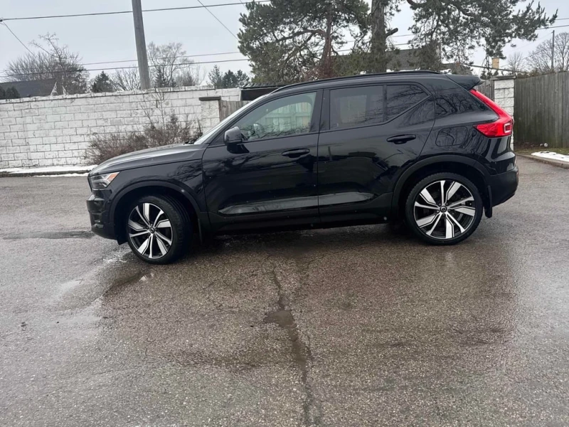 Volvo XC40 * Ultimate * CARFAX * БЕЗ ПЪРВОНАЧАЛНА ВНОСКА, снимка 2 - Автомобили и джипове - 52984992