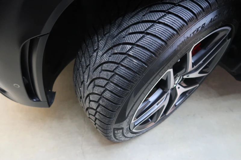 Mercedes-Benz GLE 53 4MATIC, снимка 17 - Автомобили и джипове - 53108868