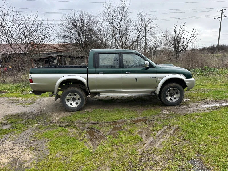 Mitsubishi L200 2, 5 TDI, снимка 3 - Автомобили и джипове - 53446737