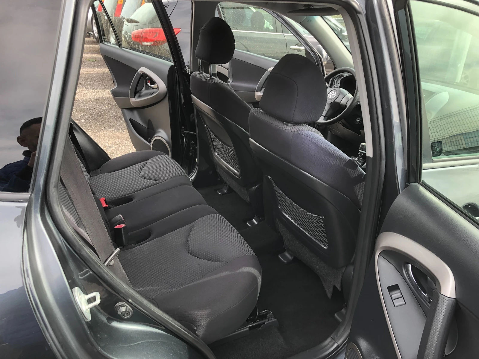 Toyota Rav4 2.2 136hp ITALIA 6 SPEED | Mobile.bg — изображение 12