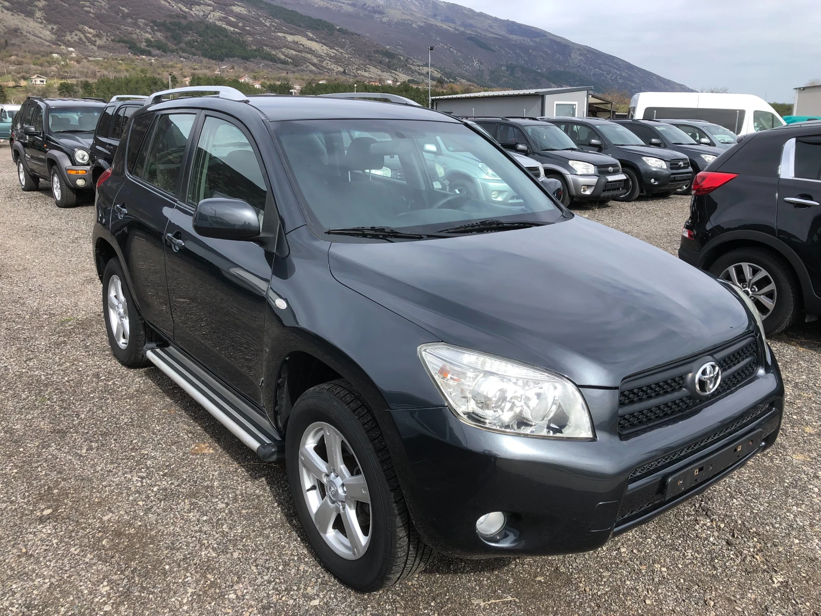 Toyota Rav4 2.2 136hp ITALIA 6 SPEED | Mobile.bg — изображение 1