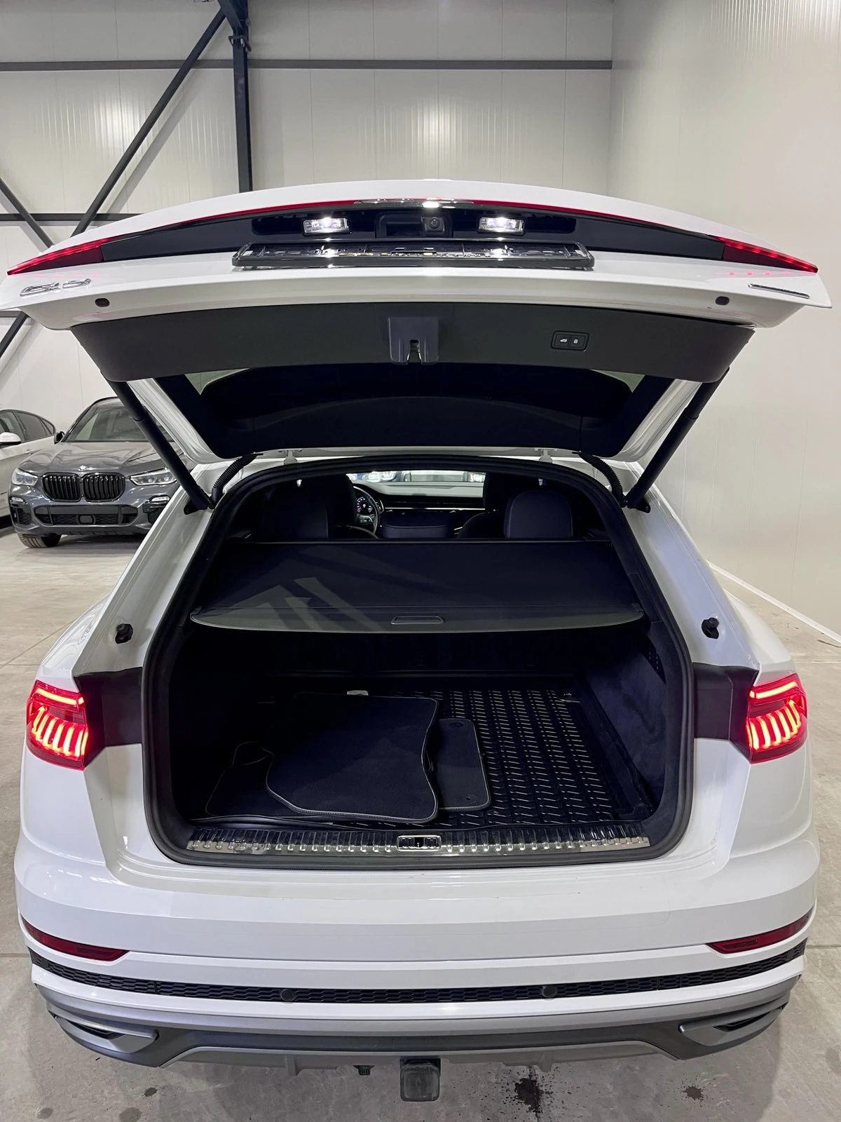 Audi Q8 55 TFSI S LINE | Mobile.bg — изображение 16