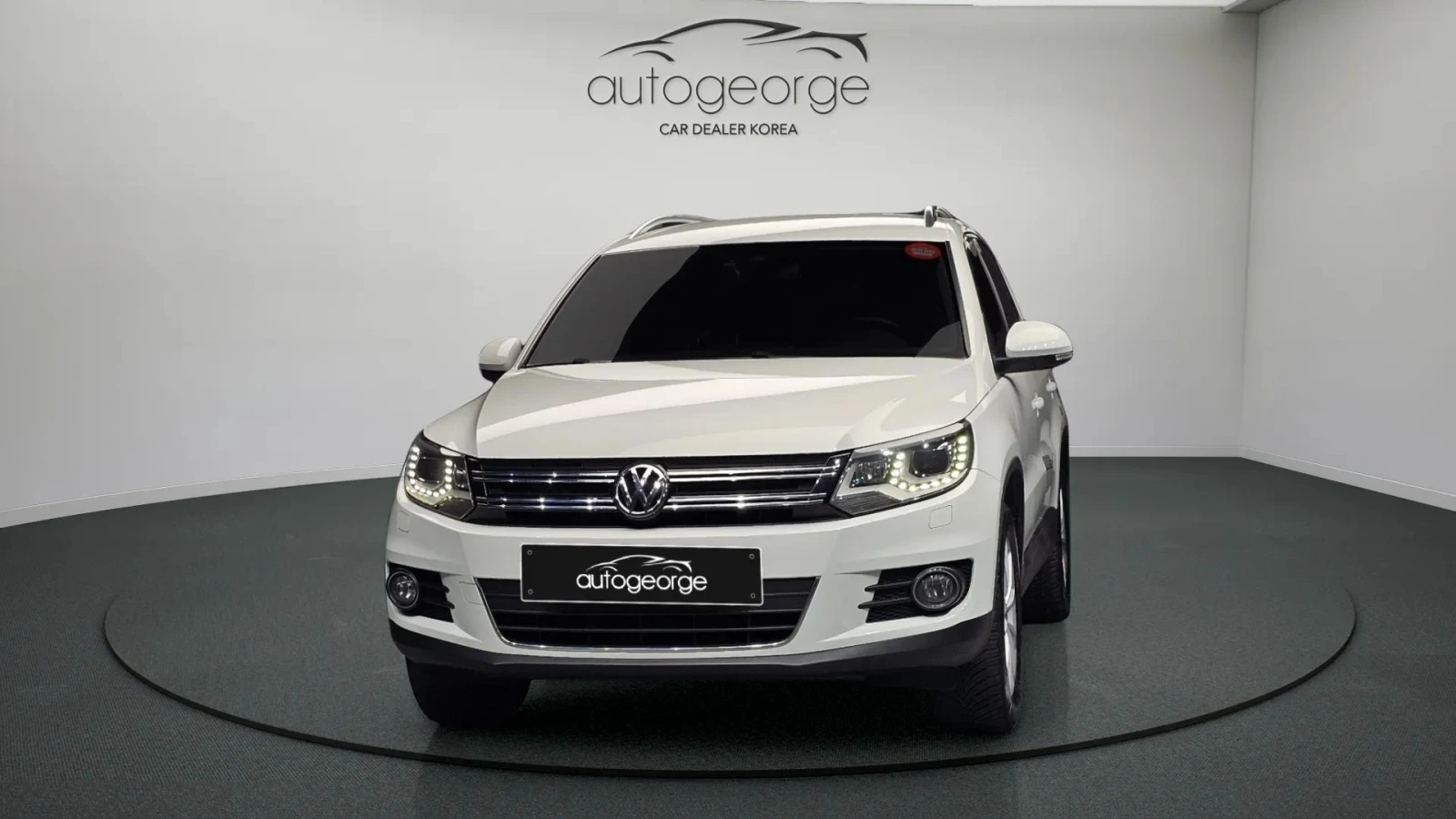 VW Tiguan 2.0TDI COMFORT - изображение 3