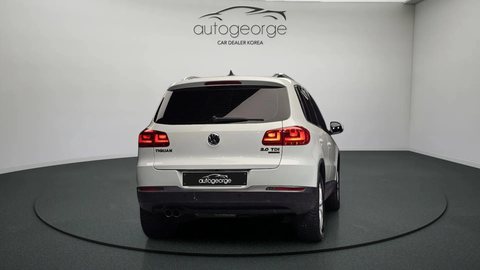 VW Tiguan 2.0TDI COMFORT - изображение 4