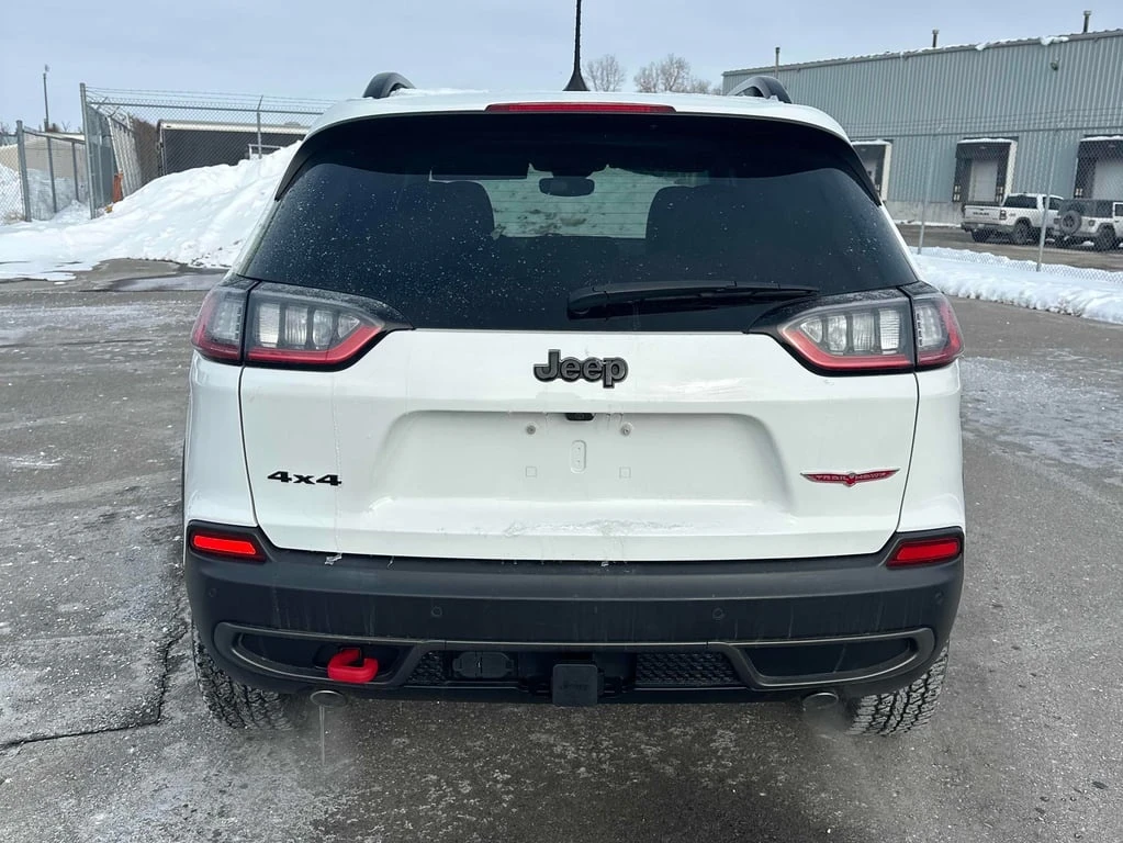 Jeep Cherokee Trailhawk / 4WD / Distronic / Подгреви / Carfax  - изображение 4