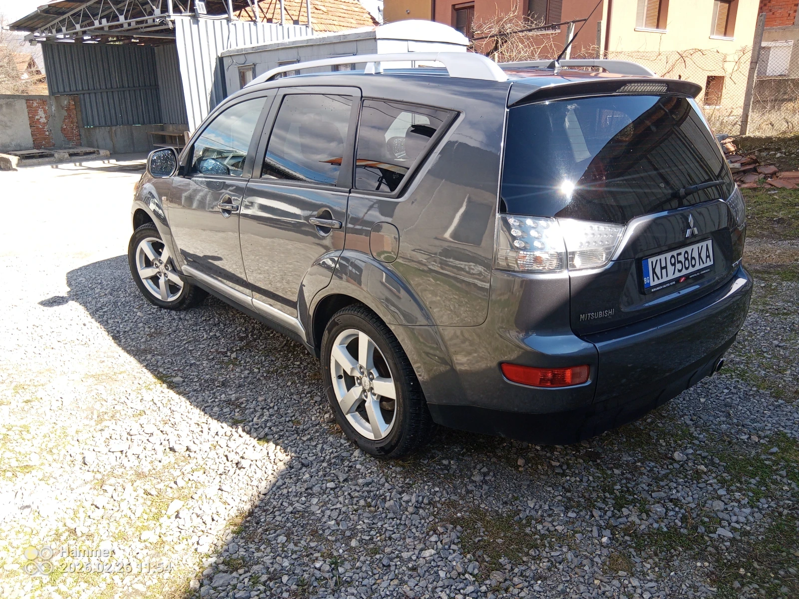Mitsubishi Outlander 2.0тди, снимка 5 - Автомобили и джипове - 53761509