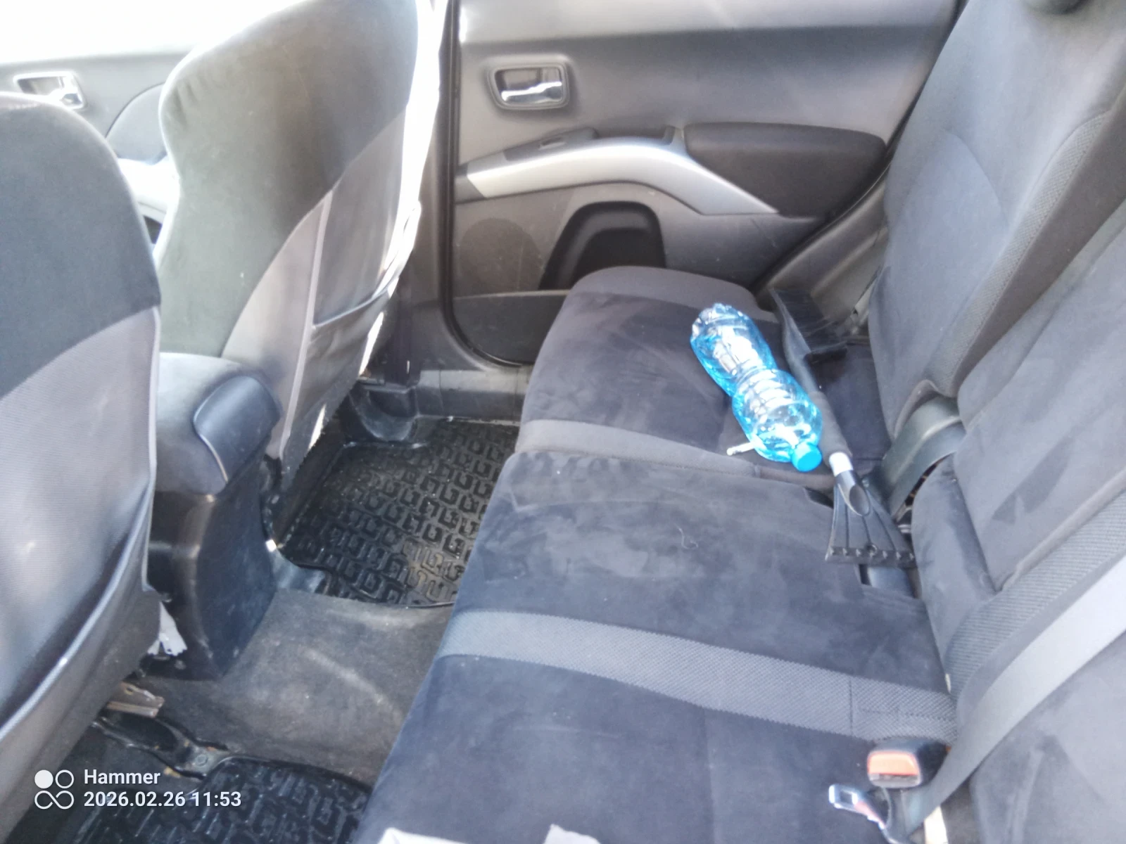 Mitsubishi Outlander 2.0тди, снимка 6 - Автомобили и джипове - 53761509