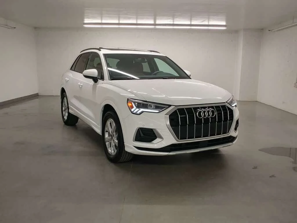 Audi Q3 * 45 KOMFORT QUATTRO TOIT PANO| CARPLAY| CAMERA * 