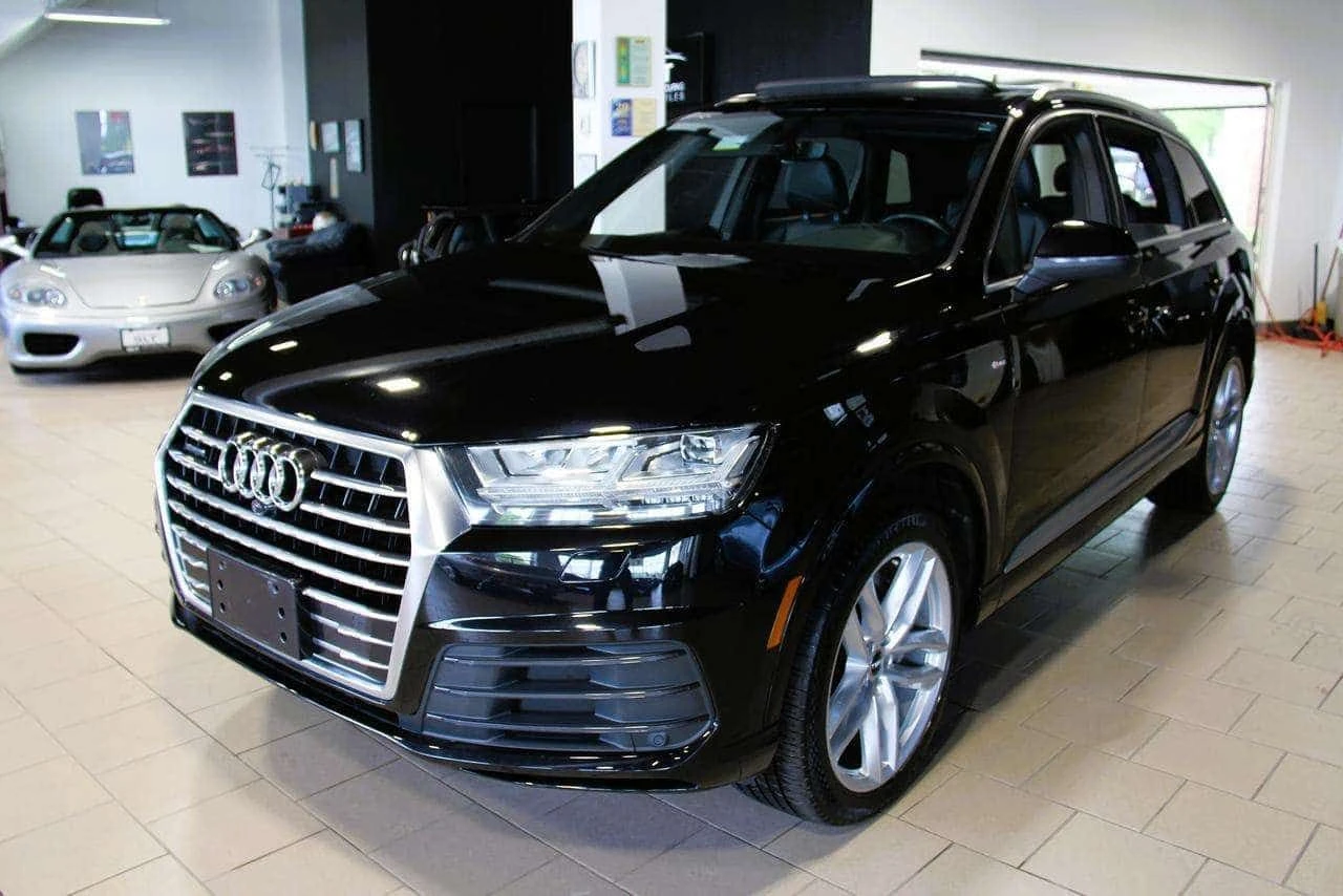Audi Q7 55TFSI S-Line * Technik * Фиксирана цена до БГ * 