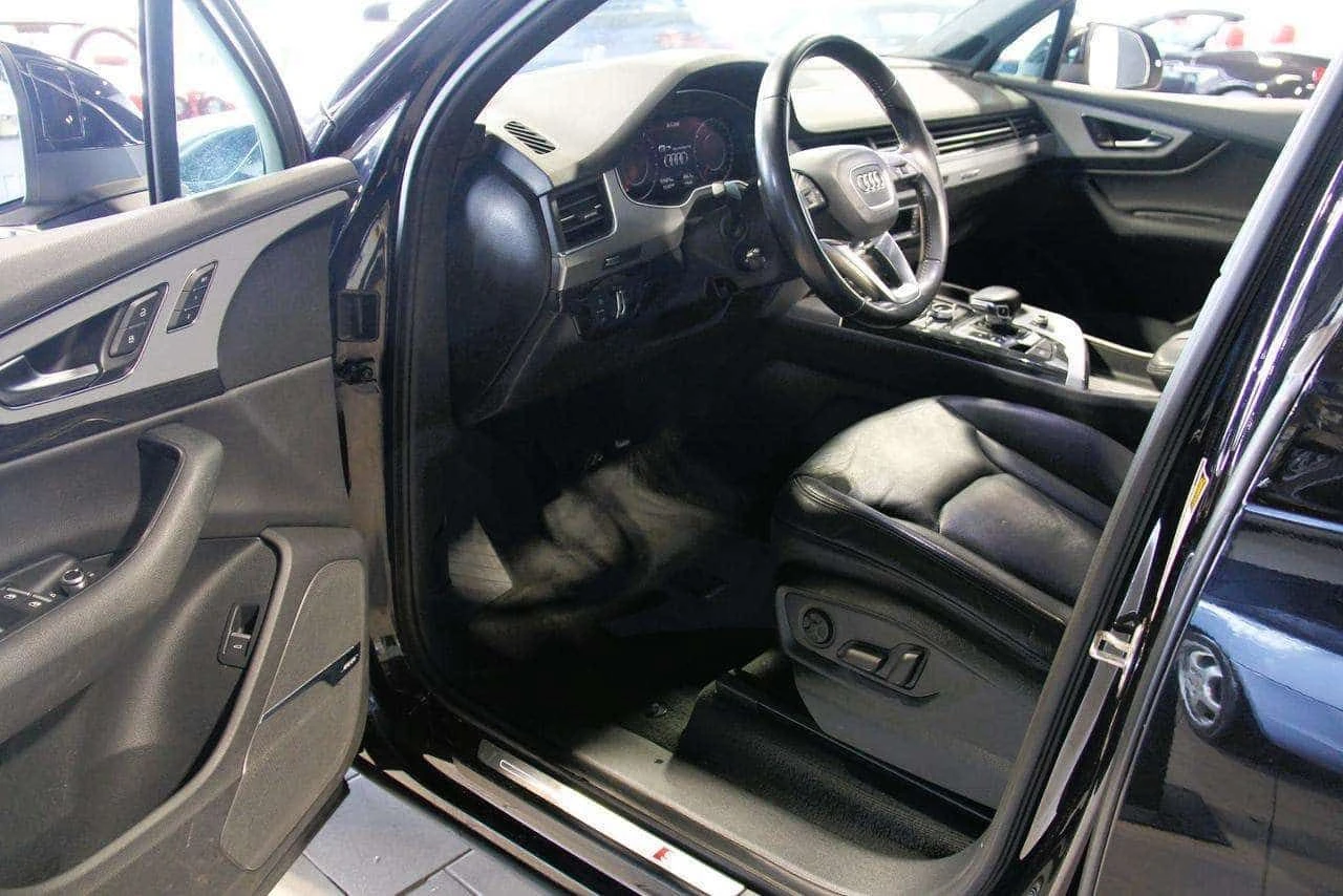 Audi Q7 55TFSI S-Line * Technik * Фиксирана цена до БГ * , снимка 7 - Автомобили и джипове - 54682018