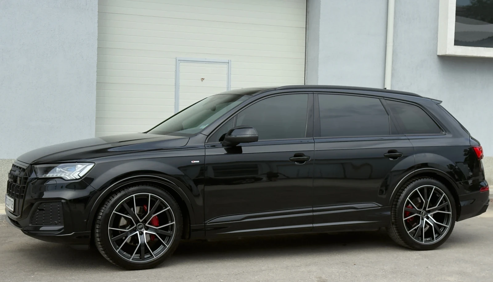 Audi Q7 50 TDI Black Edition Full 3xSline, снимка 5 - Автомобили и джипове - 54802461