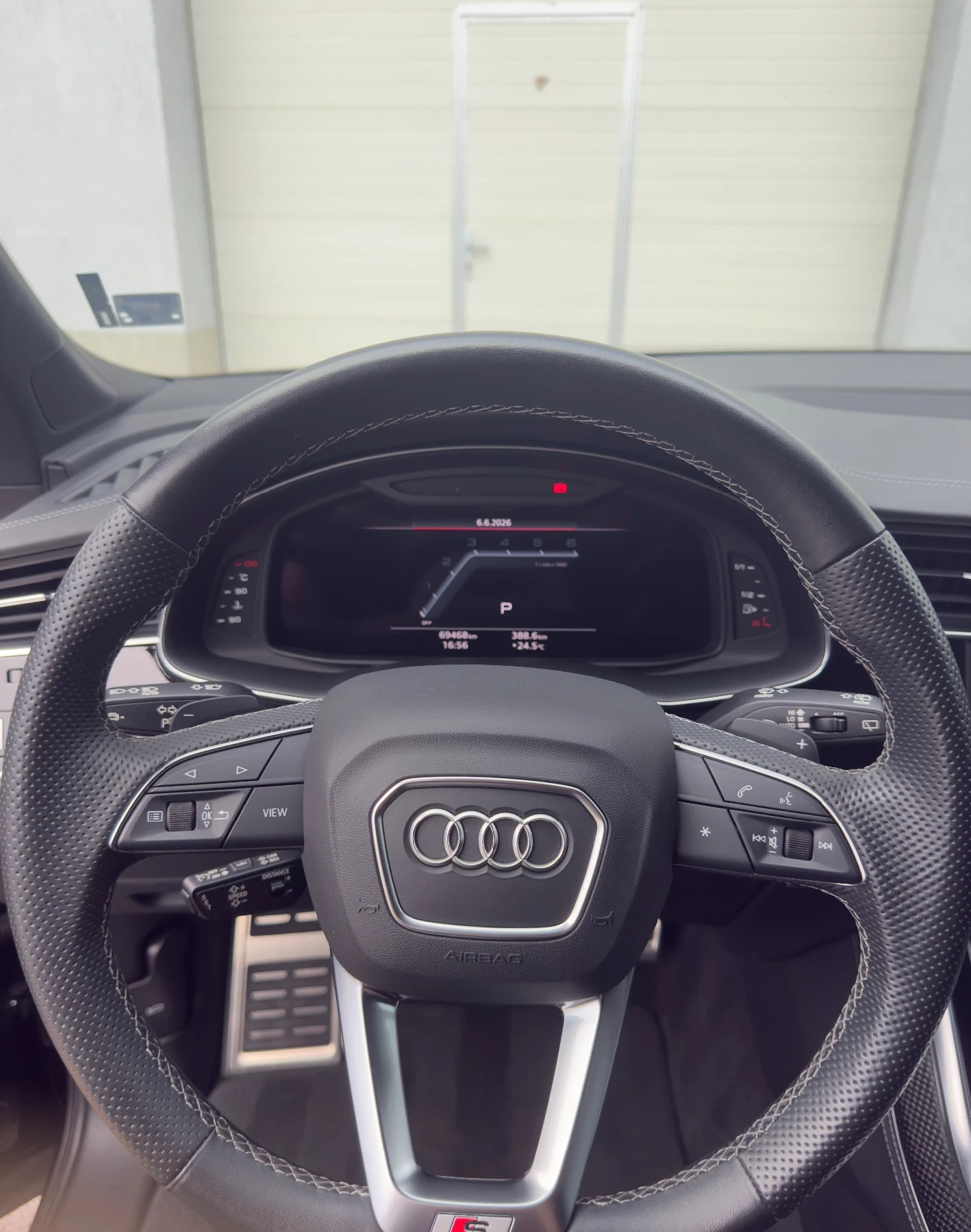 Audi Q7 50 TDI Black Edition Full 3xSline, снимка 8 - Автомобили и джипове - 54802461