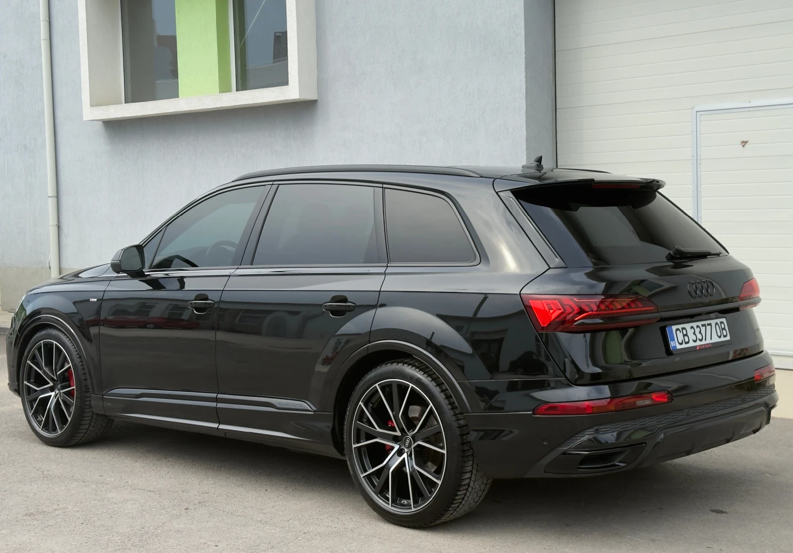 Audi Q7 50 TDI Black Edition Full 3xSline, снимка 4 - Автомобили и джипове - 54802461