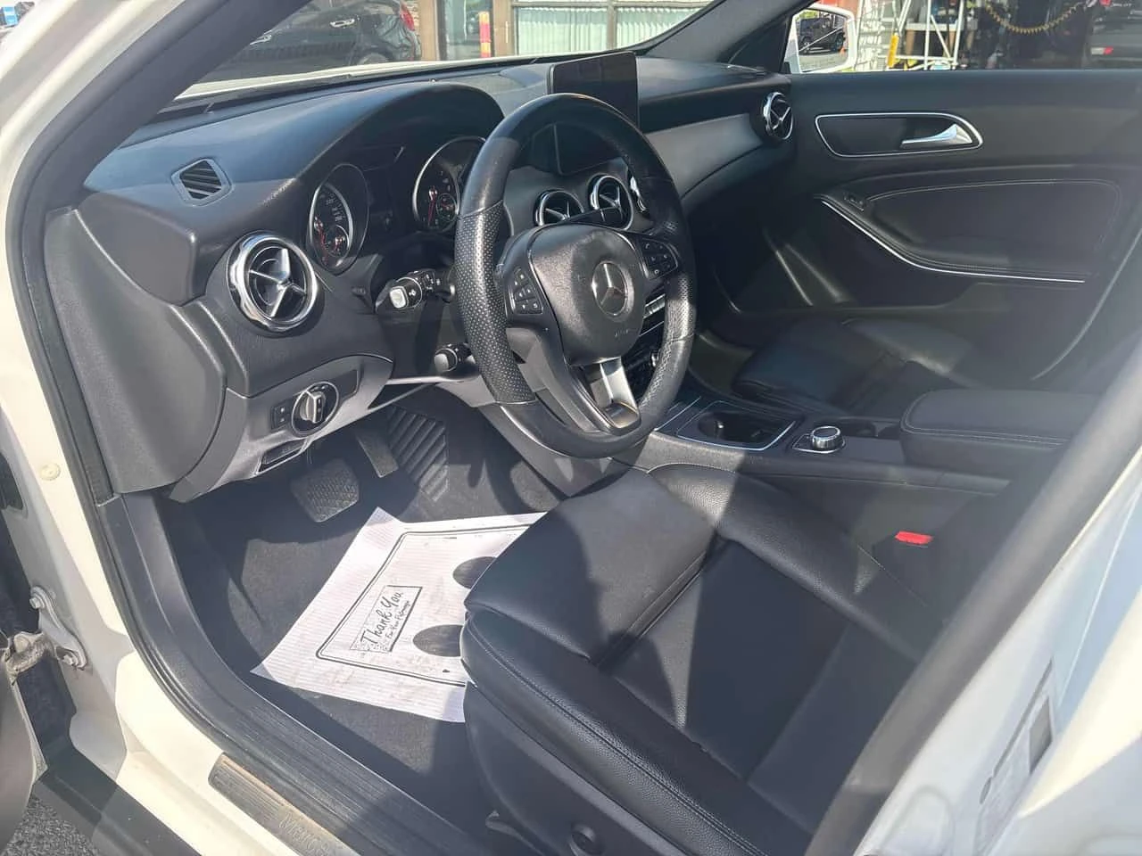 Mercedes-Benz GLA 250 CARFAX/ПАНОРАМА/ПОДГРЕВ/НАВИ/ПАМЕТ/ФИНАНСИРАНЕ, снимка 6 - Автомобили и джипове - 55040375