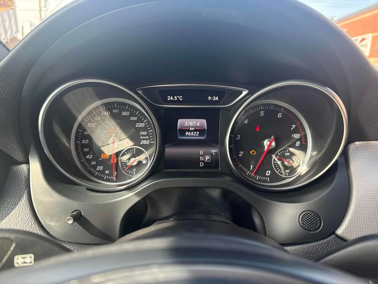 Mercedes-Benz GLA 250 CARFAX/ПАНОРАМА/ПОДГРЕВ/НАВИ/ПАМЕТ/ФИНАНСИРАНЕ, снимка 8 - Автомобили и джипове - 55040375