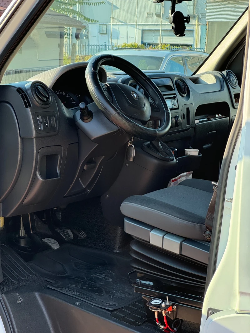 Renault Master, снимка 5 - Бусове и автобуси - 52527906