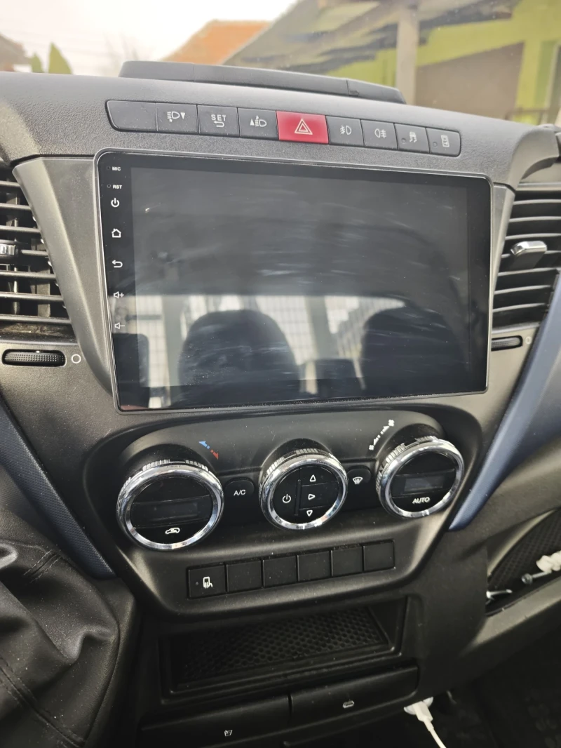 Iveco Daily 6.20М каросерия /категория &#34;Б&#34;, снимка 7 - Бусове и автобуси - 52624084