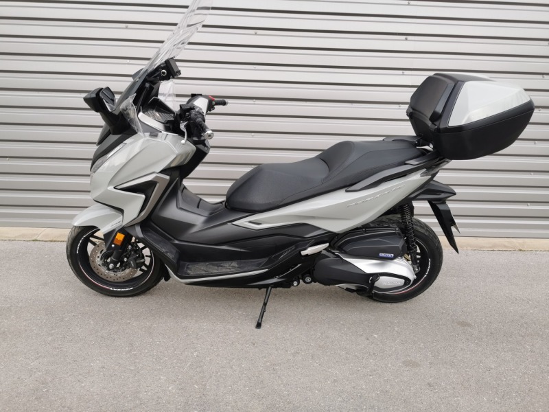 Honda Forza 350, снимка 2 - Мотоциклети и мототехника - 44227544