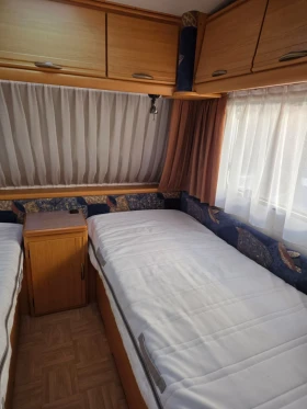 Каравана LMC Luxus 460, снимка 11