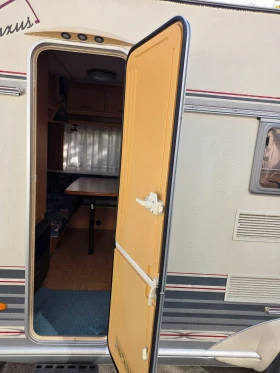 Каравана LMC Luxus 460, снимка 7