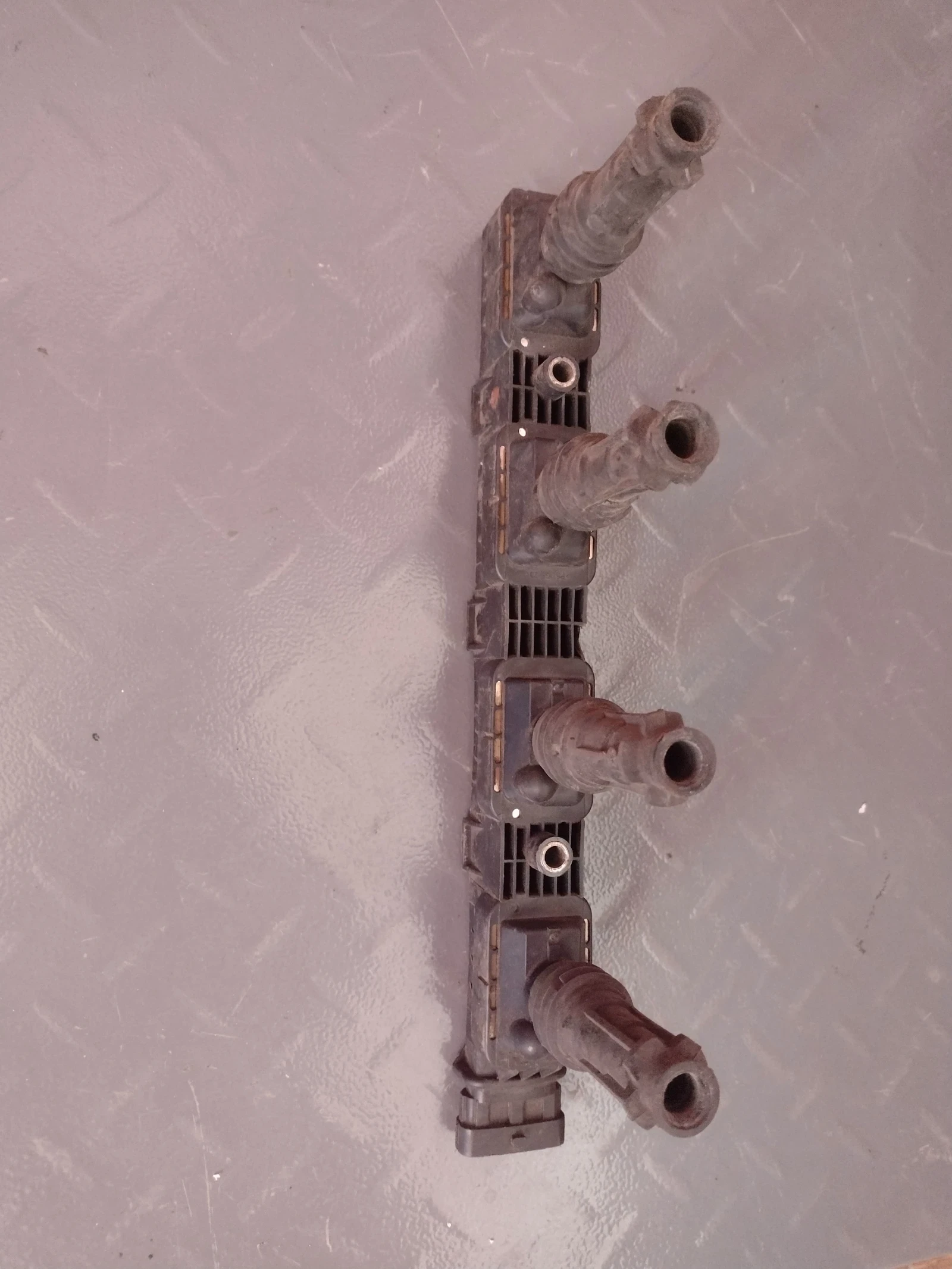 0 221 503 472   OPEL CORSA D 1.2 i;  1.4 i   Bosch 0221503472 | Mobile.bg   4