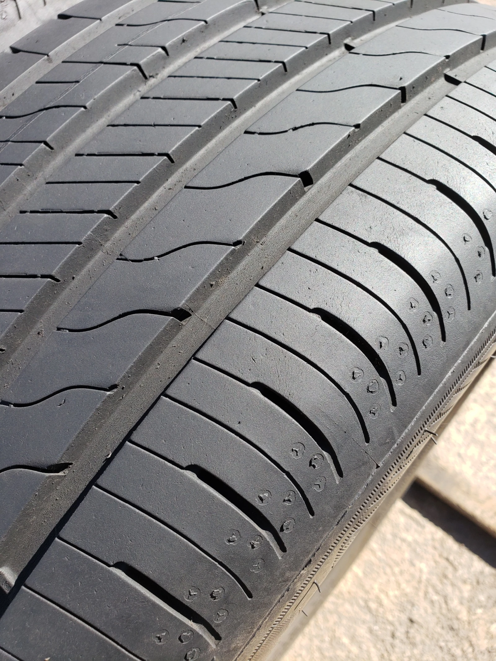 Гуми Летни 215/50R17, снимка 5 - Гуми и джанти - 56359350