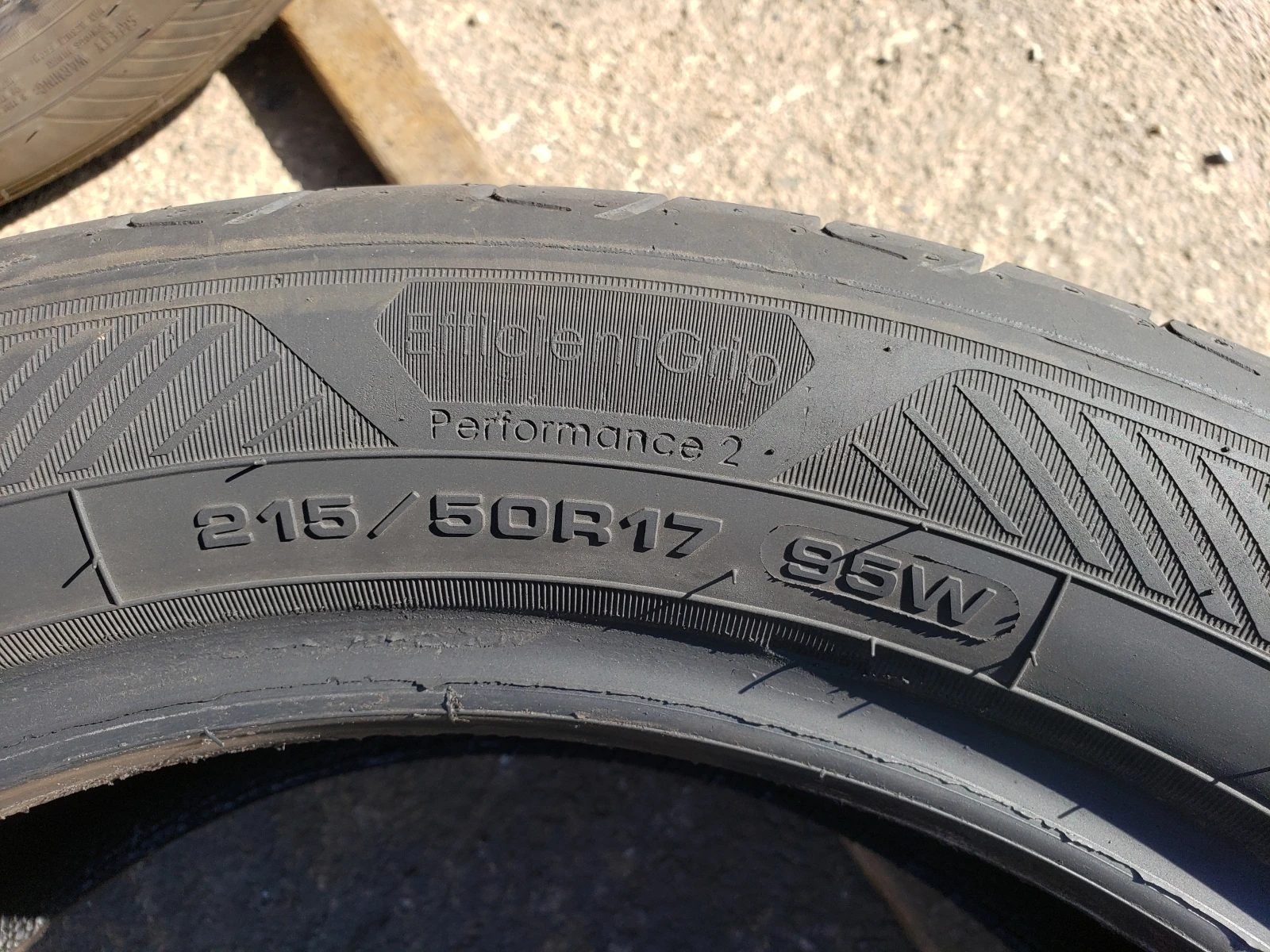 Гуми Летни 215/50R17, снимка 7 - Гуми и джанти - 56359350