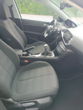 Peugeot 308 1.6 blueHDi, снимка 9