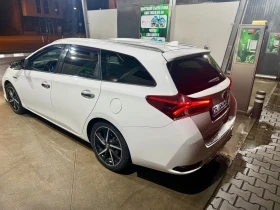 Toyota Auris 1.8 hybrid  | Mobile.bg    8