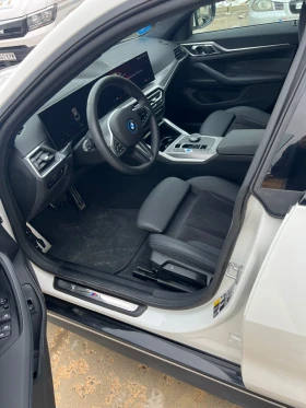 BMW i4 Edrive40 sport M | Mobile.bg    2